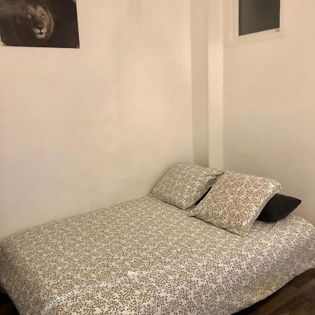 Apartamento Studio Lumineux Et Equipe Villemomble Exterior foto