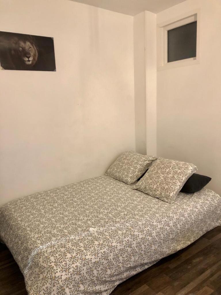 Apartamento Studio Lumineux Et Equipe Villemomble Exterior foto